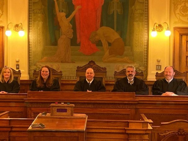 Mobridge native Scott Myren sworn in as South Dakota Supreme Court